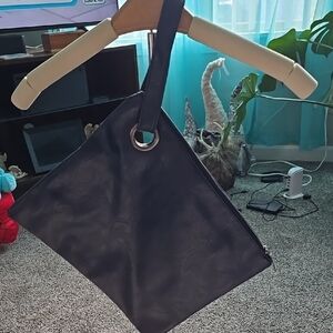 NWOT Elegant Navy Blue Women's Wristlet